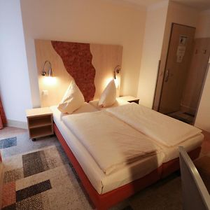 Economy Kamer met een King Size Bed